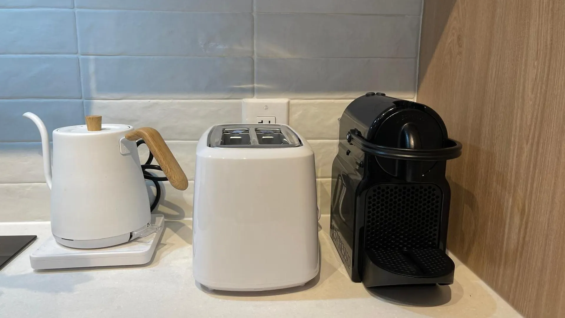 Deluxe Penthouse Two Bedrooms Suites Skyline Cn Tower Lakeview Dt Toronto Infivilla 0*,  カナダ