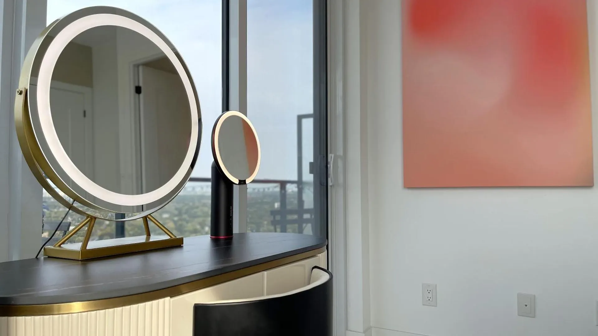 Deluxe Penthouse Two Bedrooms Suites Skyline Cn Tower Lakeview Dt Toronto Infivilla アパートホテル