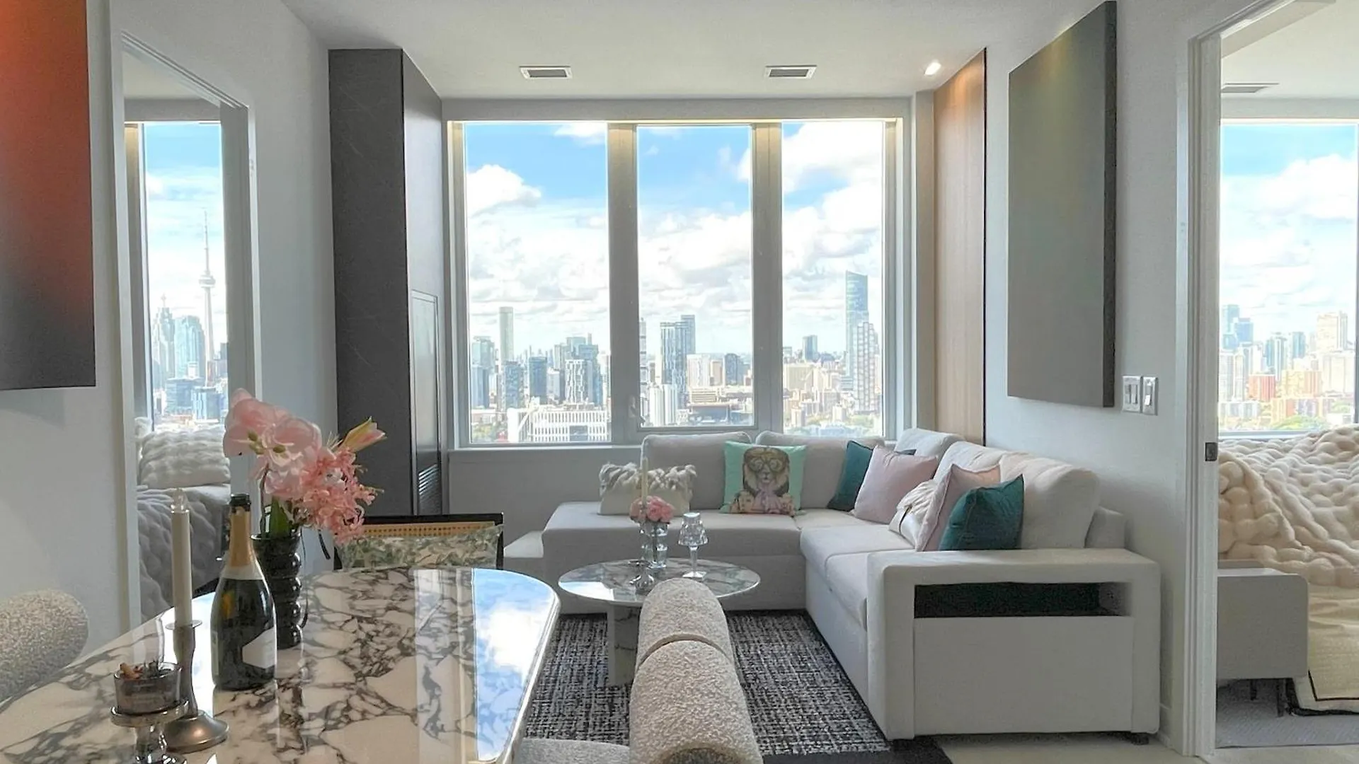 Deluxe Penthouse Two Bedrooms Suites Skyline Cn Tower Lakeview Dt Toronto Infivilla 0*,